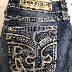 Rock Revival Jeans 👖 Easy Cropped 28 Ebba